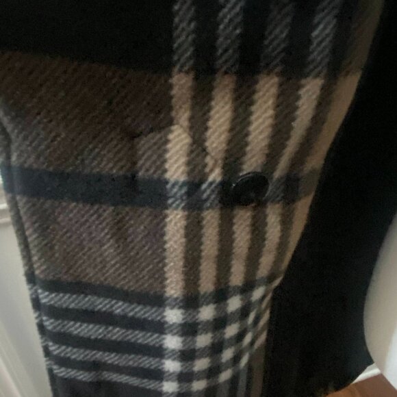 Ellen Reyes Woman Wrap Style Coat Black Tan Cream Plaid Collared Fleece L - Picture 10 of 16